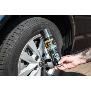 Meguiar's Direct - Brillant Pneus Ultime Avant Application